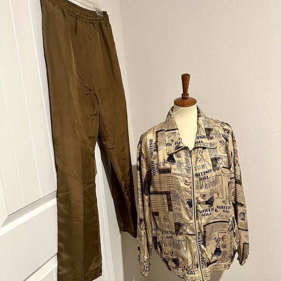 Vintage Silk Golf Novelty Print Track Suit Co Ord Set 90s Sporty Athleisure Tan - Picture 9 of 9